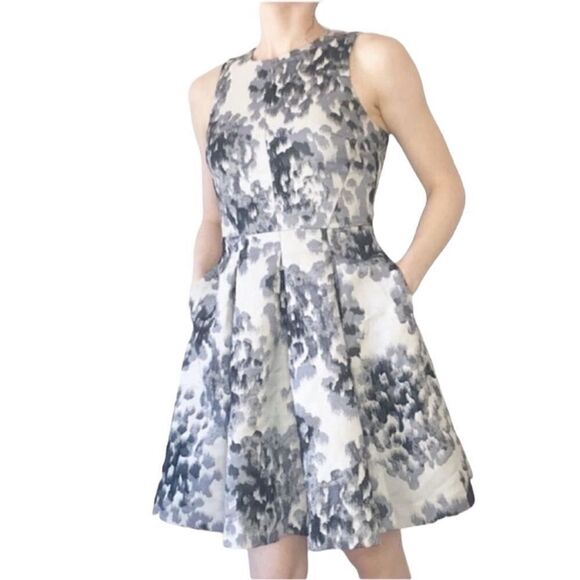 H&M Sleeveless Jacquard Weave Print Dress(Size 6) - Picture 1 of 7